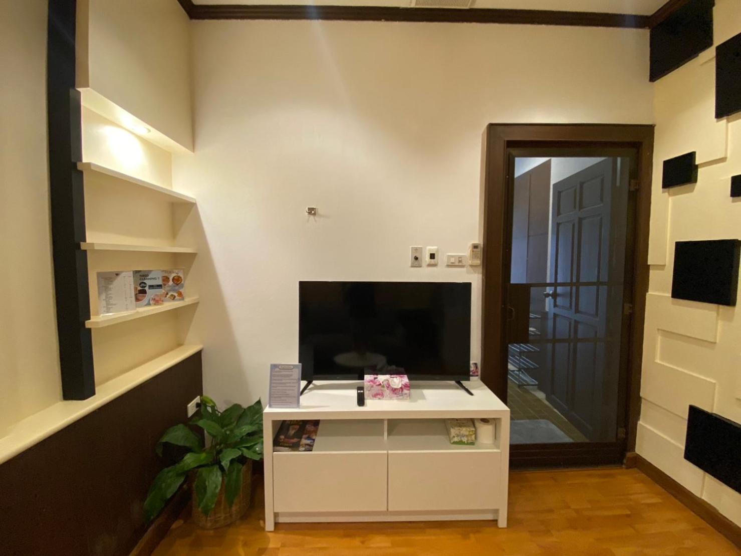 Hotel Baan Weekday Private 02 Chiang Mai Zewnętrze zdjęcie